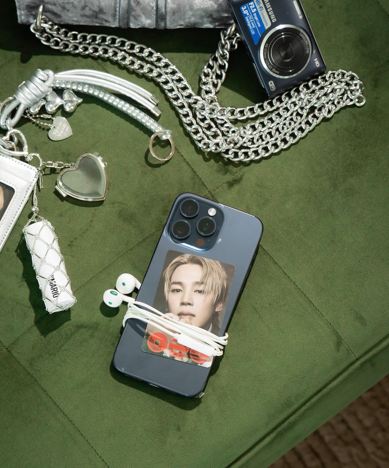BTS JIMIN - PHOTOCARD AND LIPGLOSS HOLDER KEYCHAIN