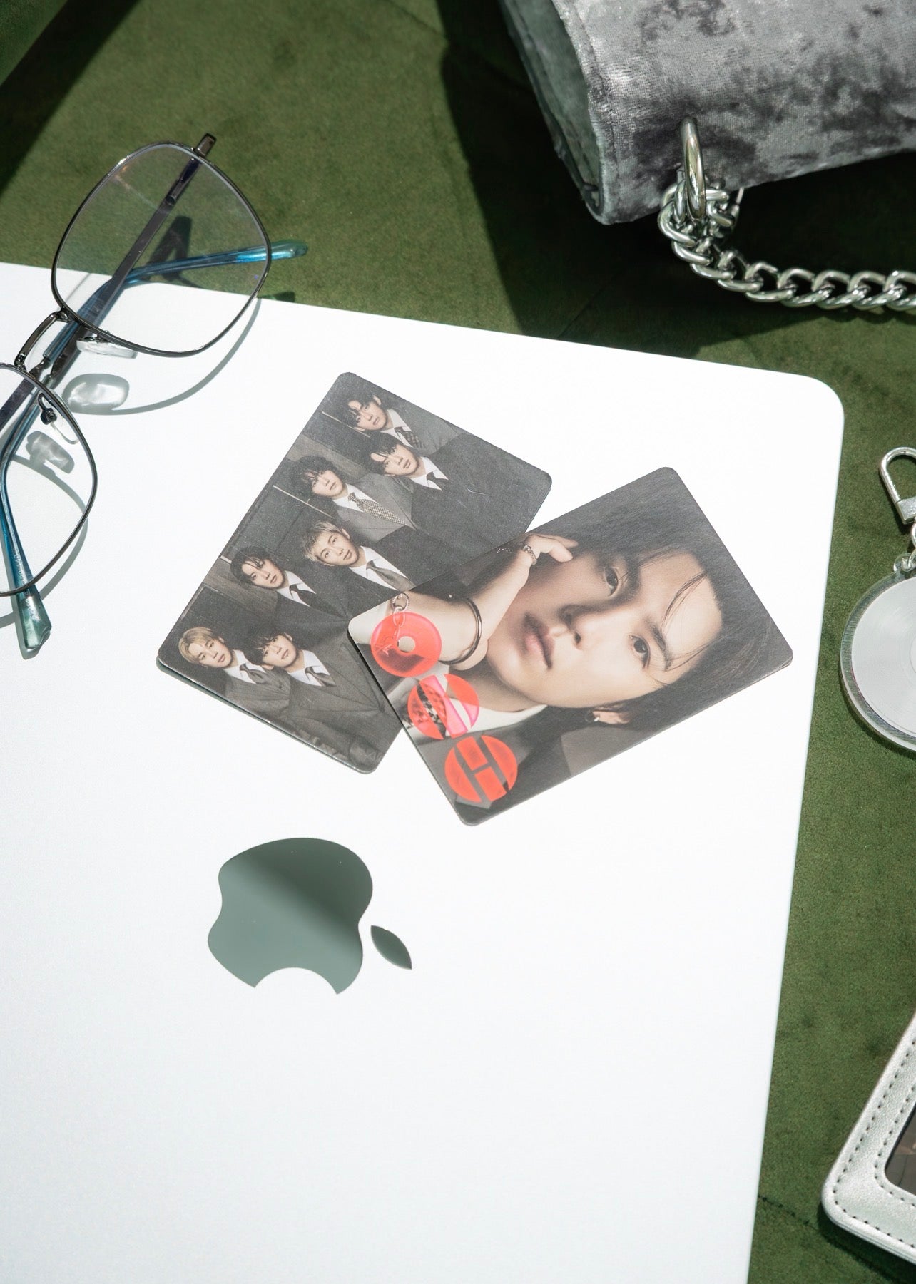 BTS SUGA - PHOTOCARD AND LIPGLOSS HOLDER KEYCHAIN