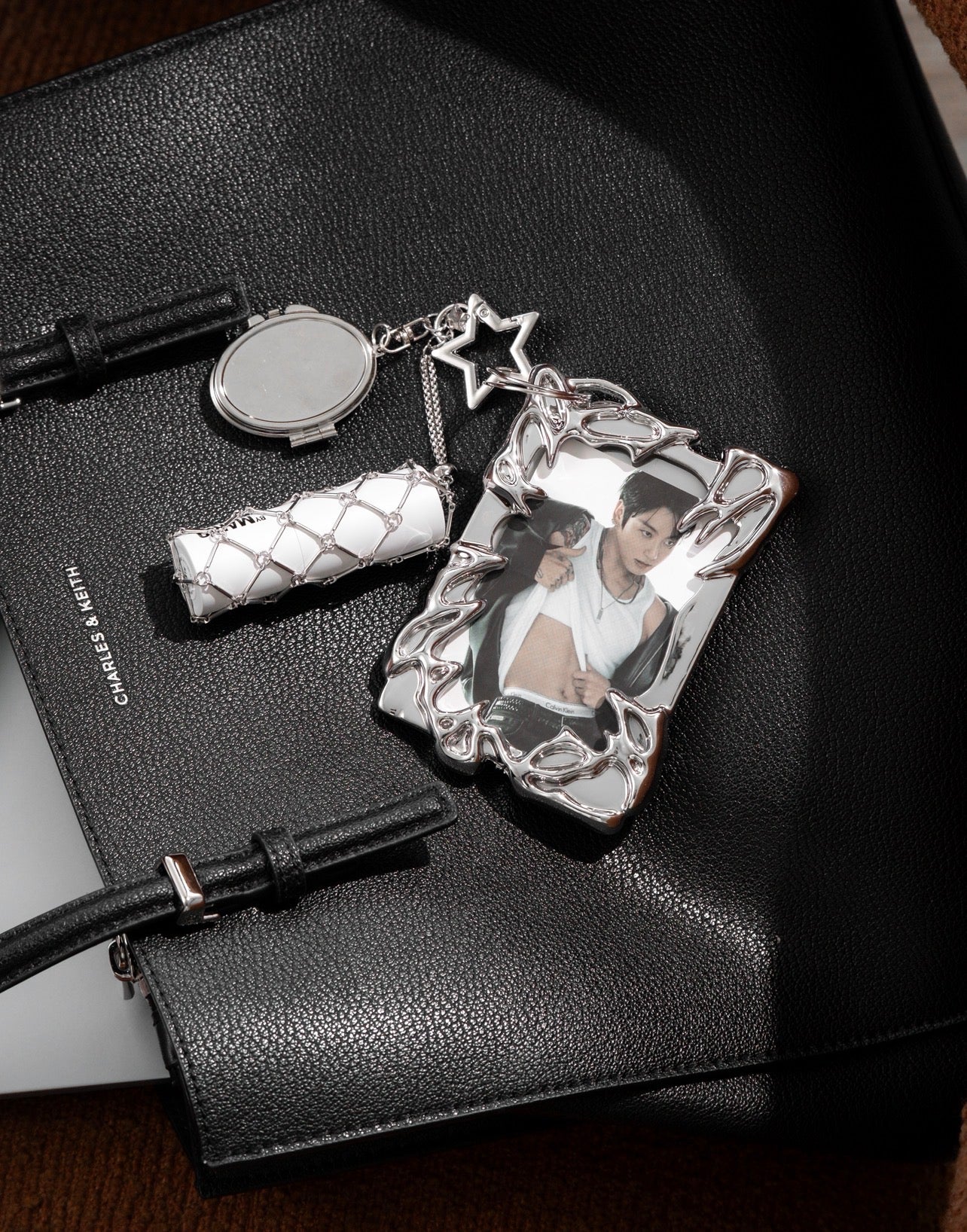 BTS JUNGKOOK - PHOTOCARD AND LIPGLOSS HOLDER KEYCHAIN