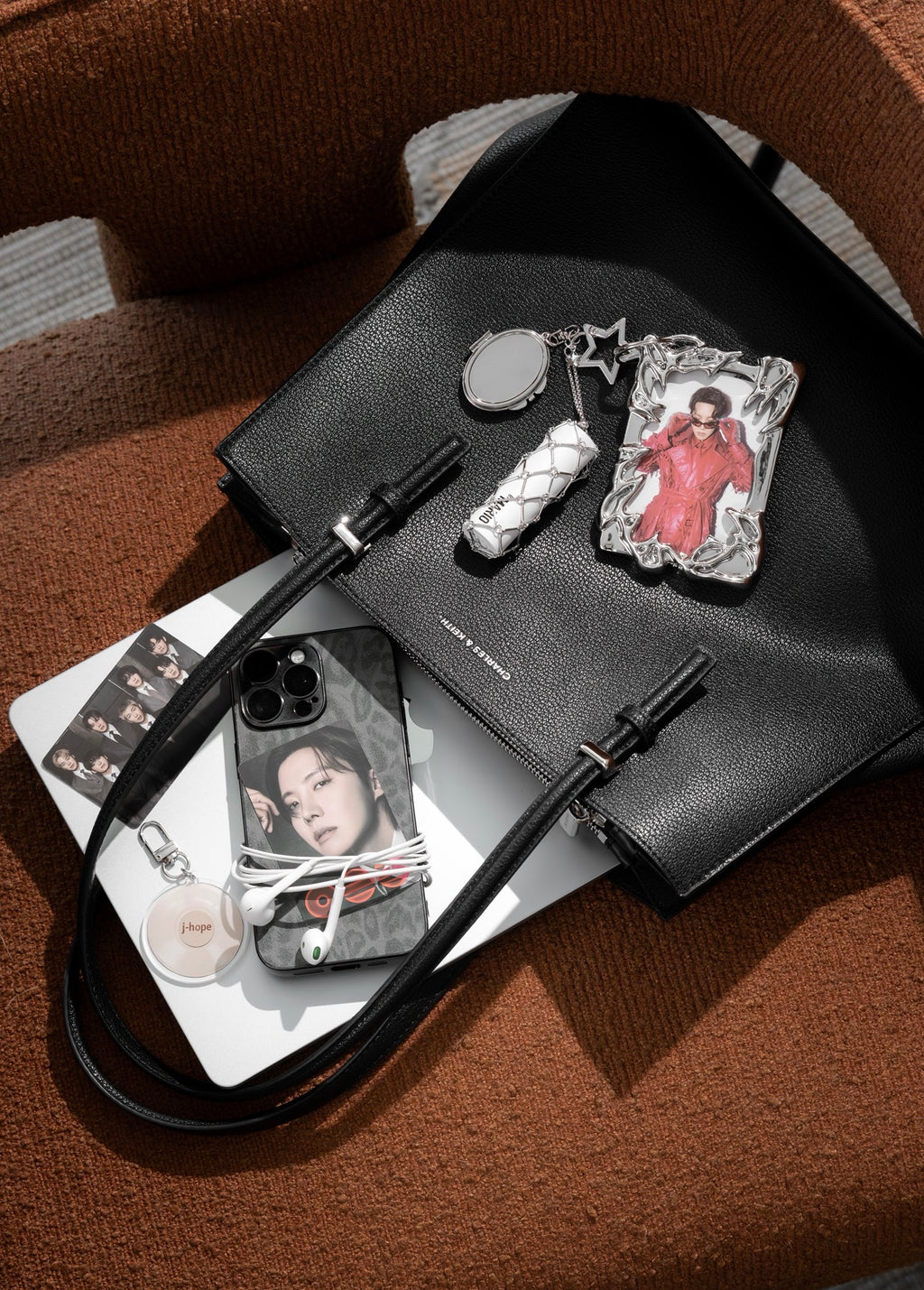 BTS JHOPE - PHOTOCARD AND LIPGLOSS HOLDER KEYCHAIN
