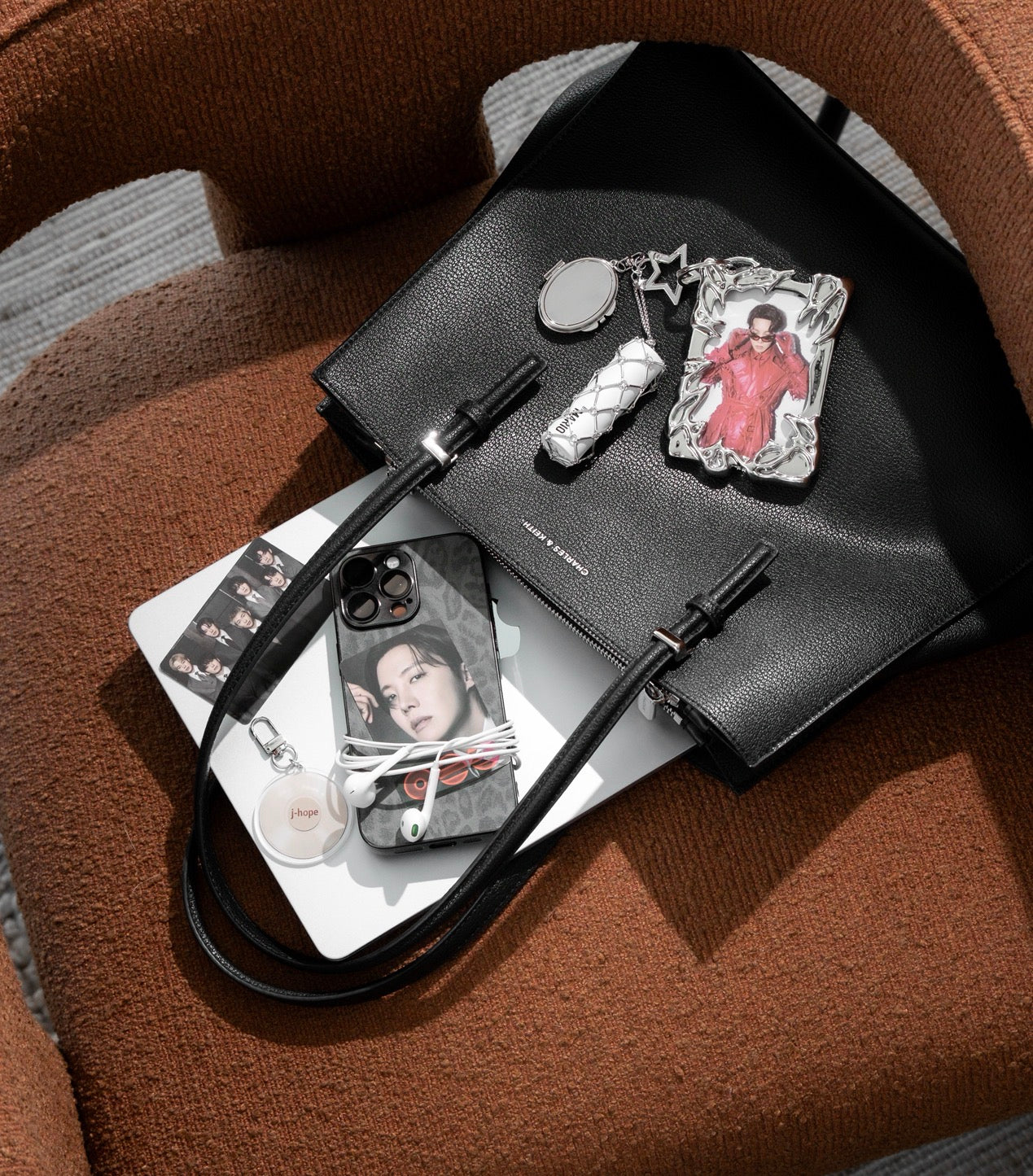 BTS JHOPE - PHOTOCARD AND LIPGLOSS HOLDER KEYCHAIN