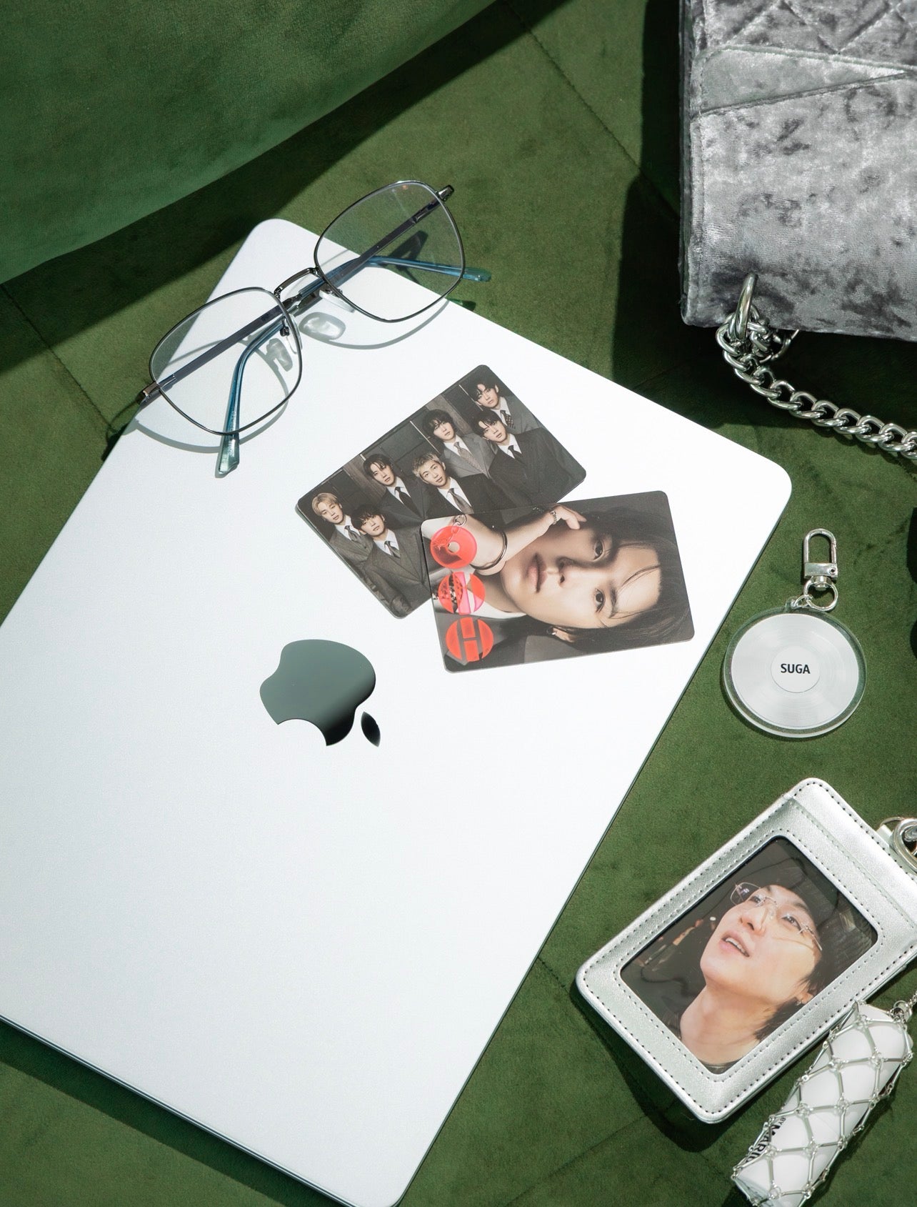 BTS SUGA - PHOTOCARD AND LIPGLOSS HOLDER KEYCHAIN