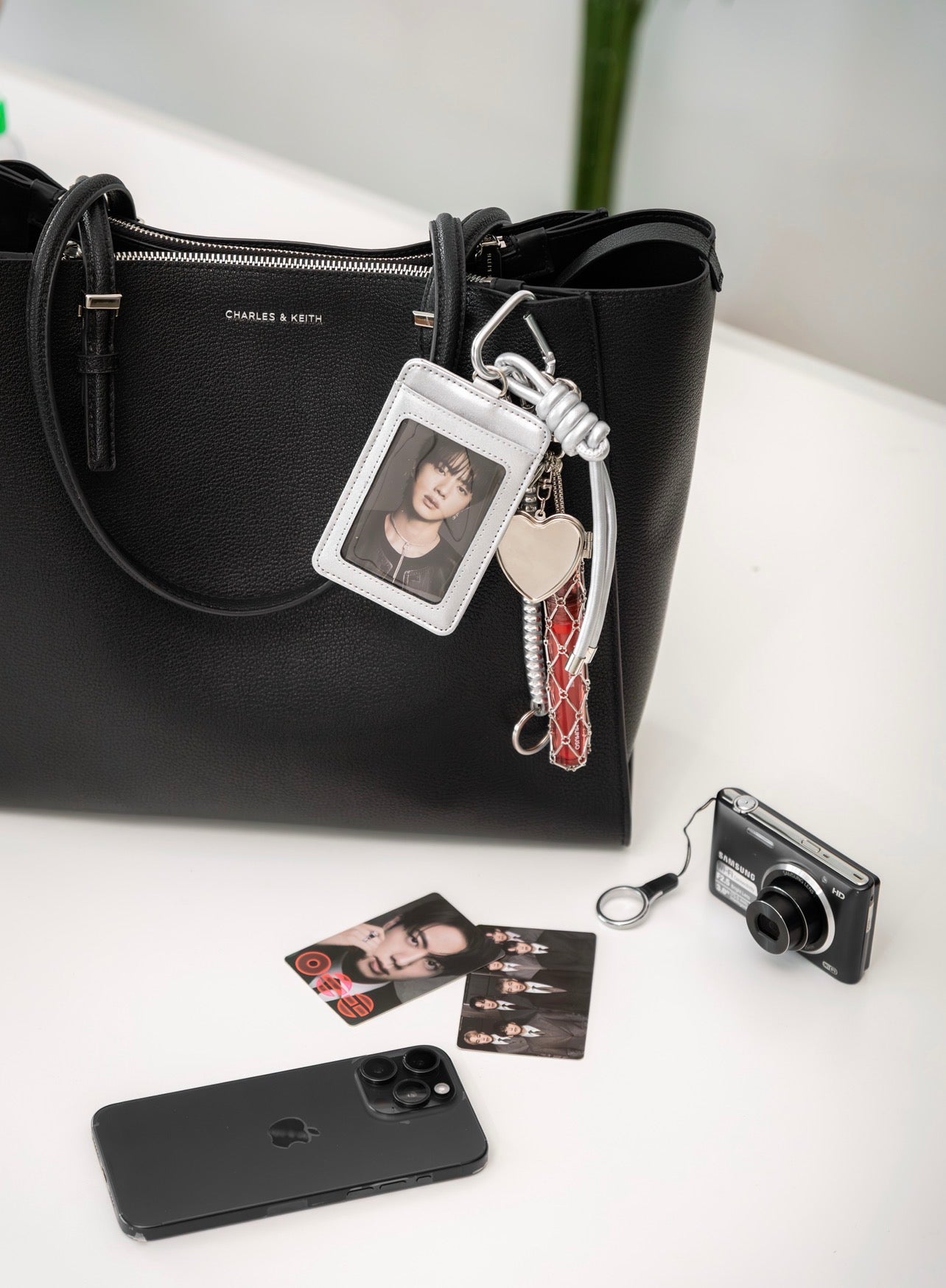BTS JIN - PHOTOCARD AND LIPGLOSS HOLDER KEYCHAIN