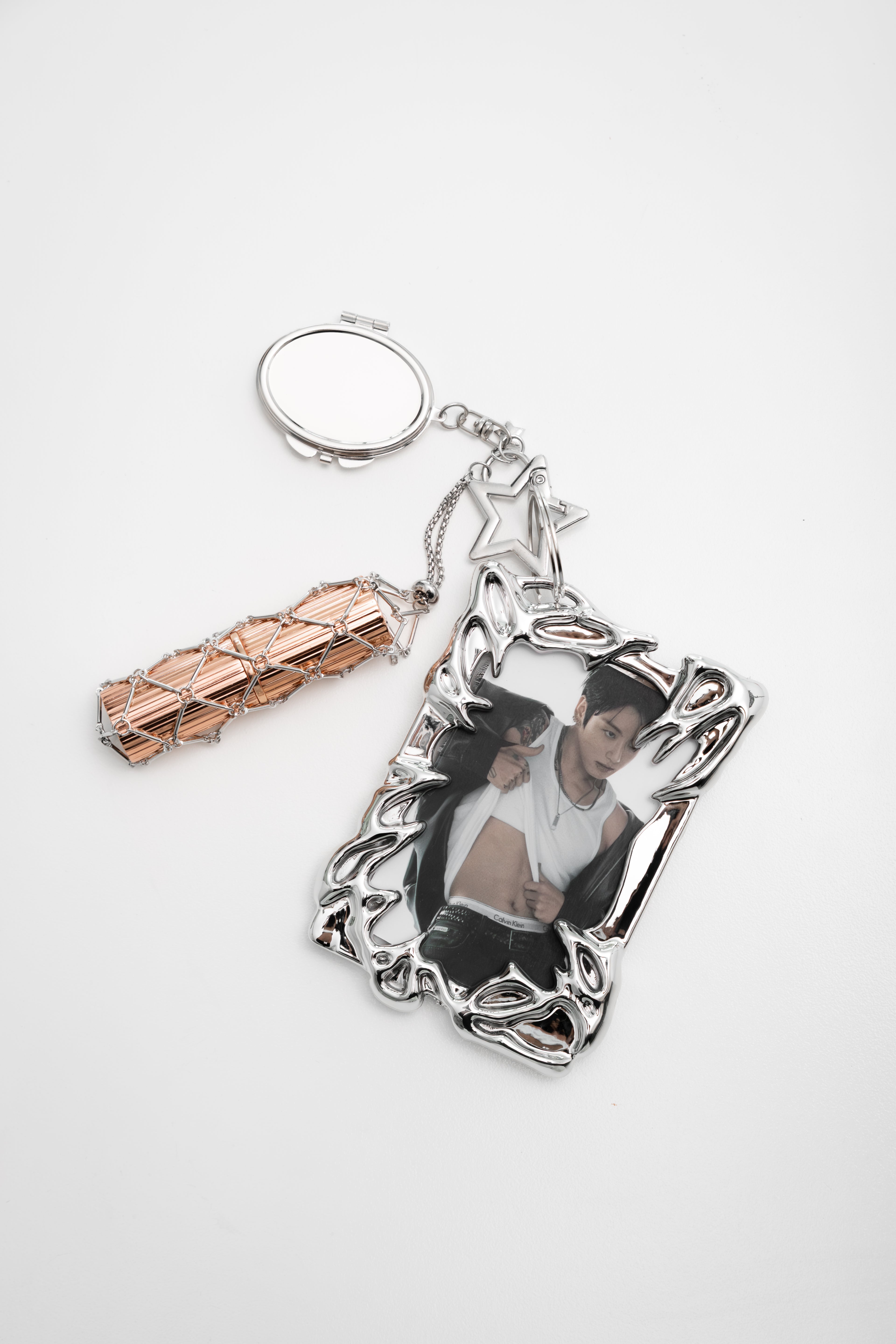 BTS JUNGKOOK - PHOTOCARD AND LIPGLOSS HOLDER KEYCHAIN