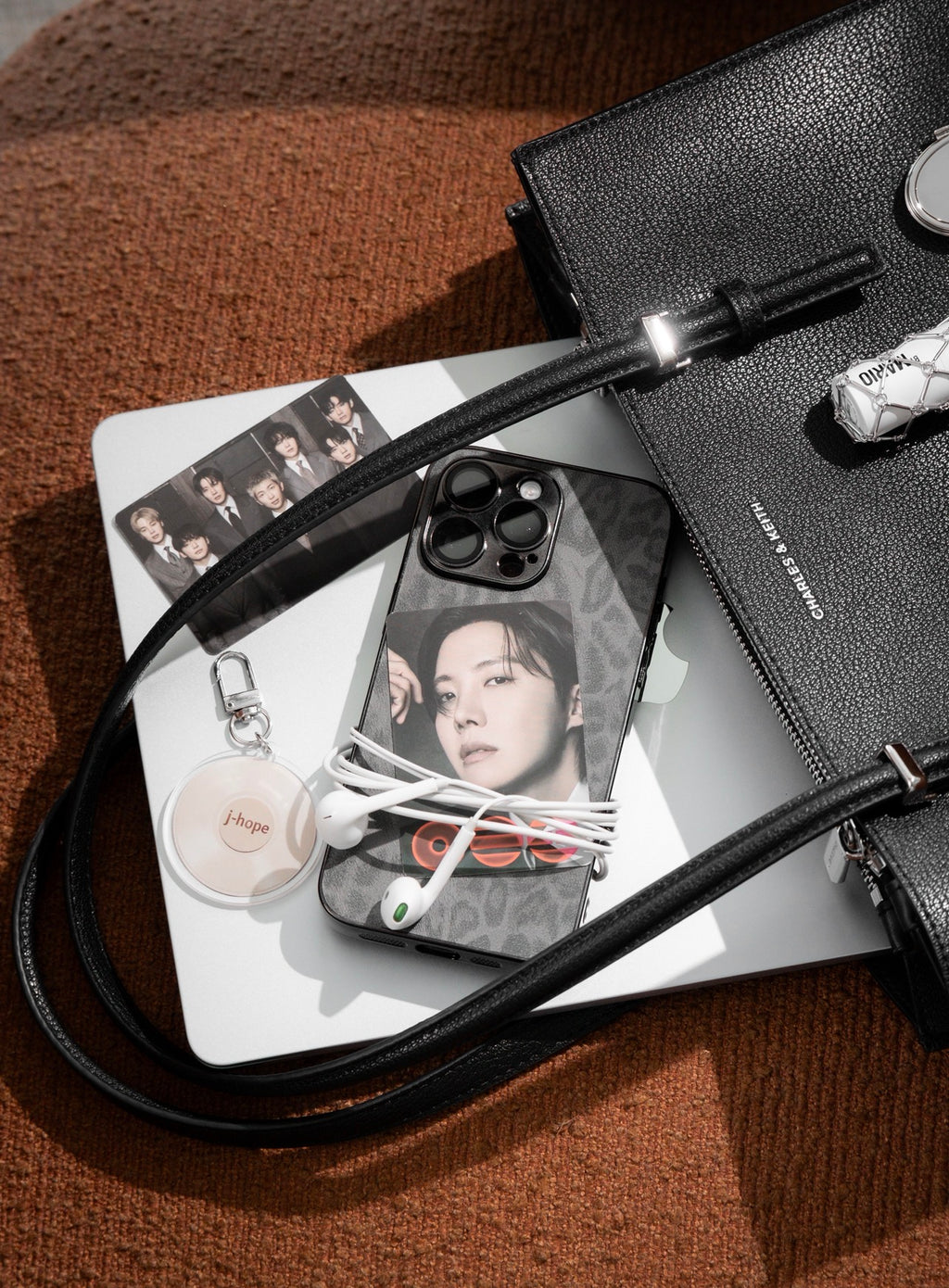 BTS JHOPE - PHOTOCARD AND LIPGLOSS HOLDER KEYCHAIN